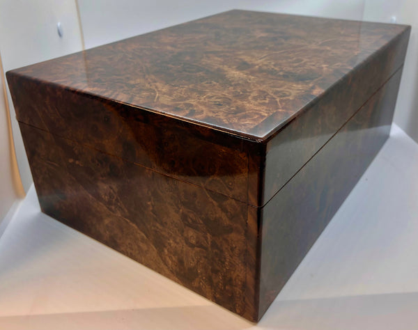 Walnut Burl Humidor | 40 Cigar Ct.